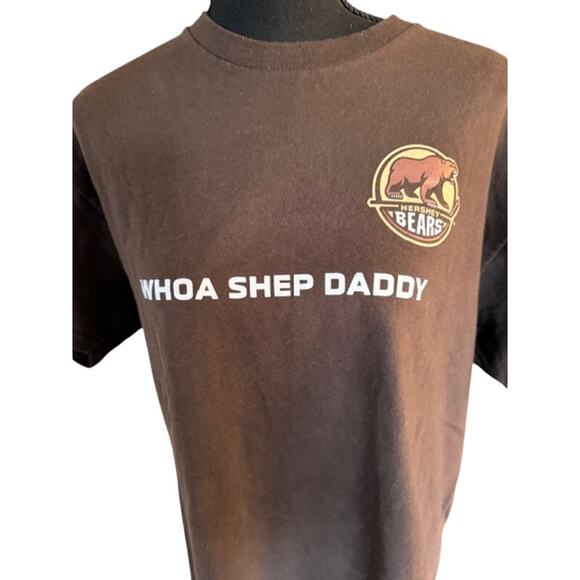 Hershey Bears Shepard #39 Brown Graphic Tee – Unisex Fit Men's Medium - Picture 3 of 4